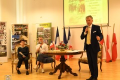 DSC_5691_oflag_2022